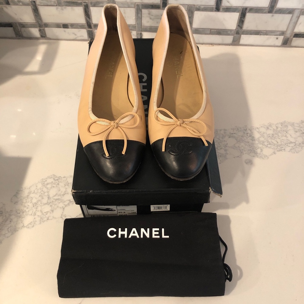 Chanel ballerina flats